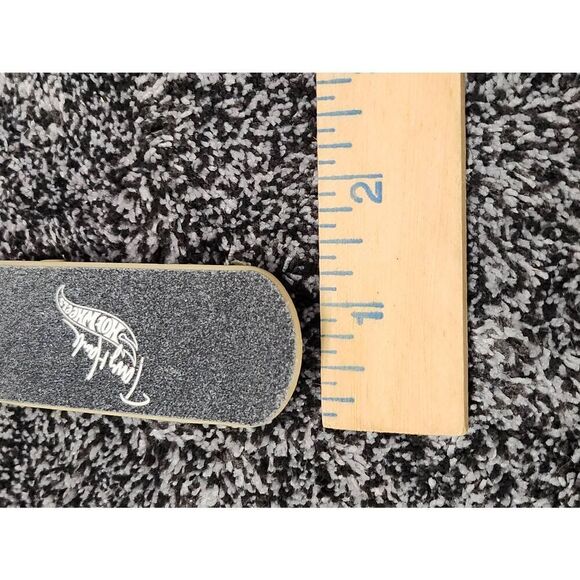 Tony Hawk Hot Wheels Finger Skateboards #A80 - Picture 9 of 9